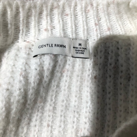 Last chance sale! Gentle fawn women’s size medium white v neck sweater - Picture 4 of 5